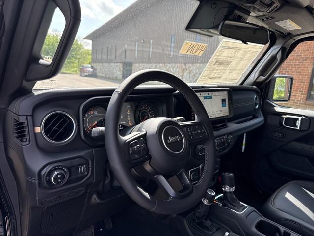 new 2025 Jeep Gladiator car, priced at $44,637