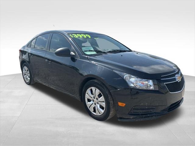 used 2014 Chevrolet Cruze car, priced at $2,999