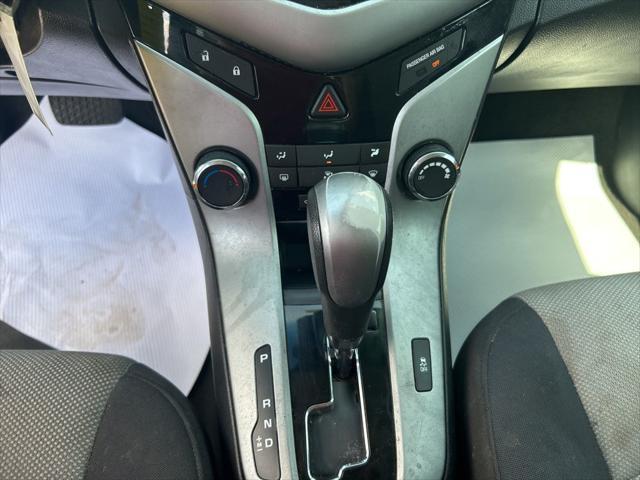 used 2014 Chevrolet Cruze car, priced at $2,999