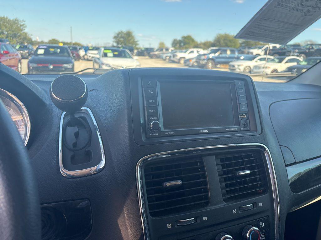 used 2016 Dodge Grand Caravan car, priced at $7,998