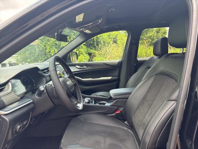 new 2025 Jeep Grand Cherokee L car, priced at $39,823