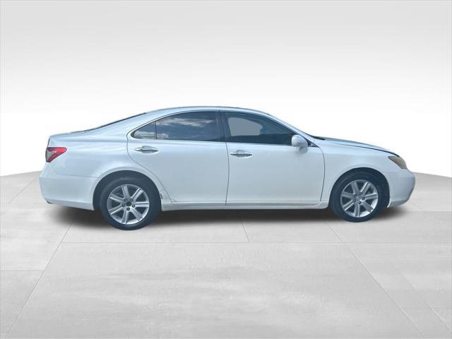 used 2009 Lexus ES 350 car, priced at $3,500