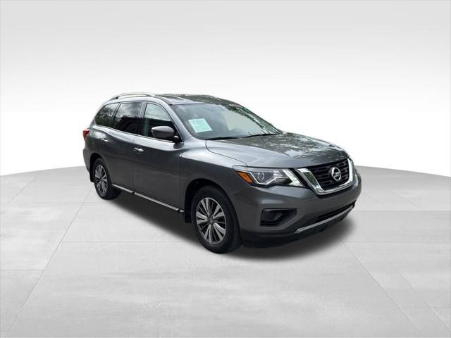 used 2020 Nissan Pathfinder car, priced at $17,999