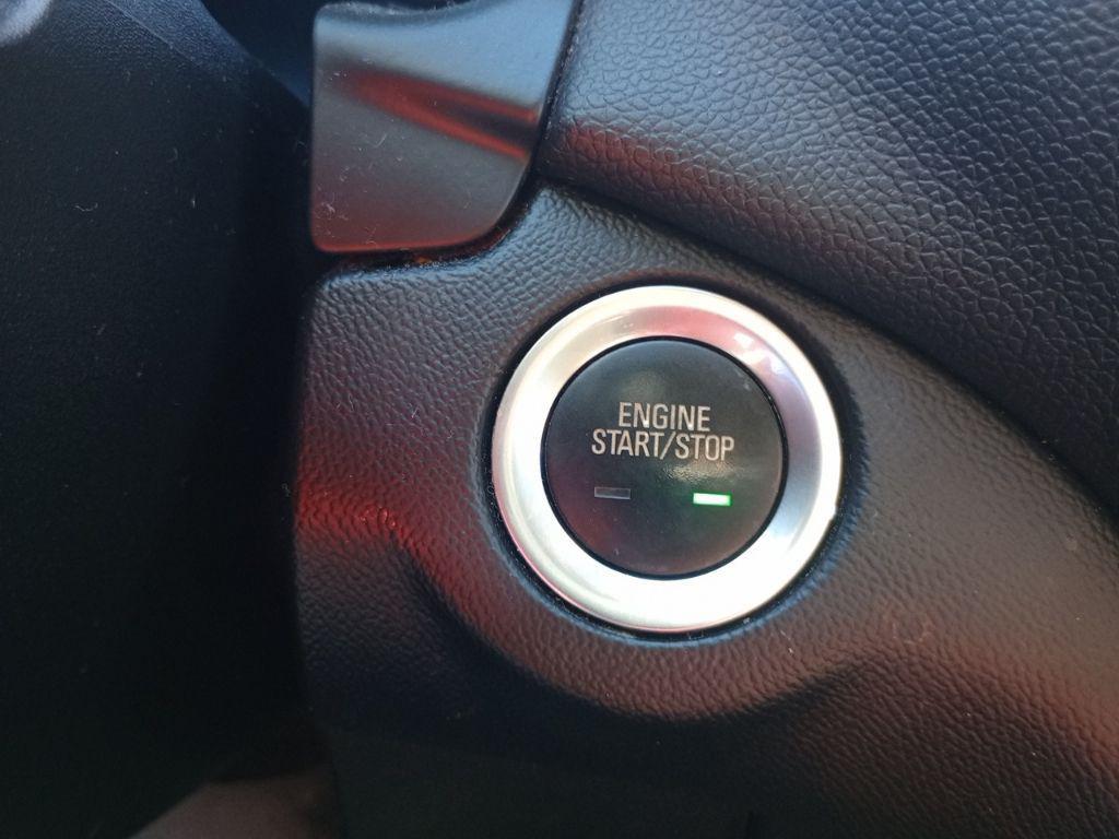 used 2020 Chevrolet Equinox car, priced at $8,000