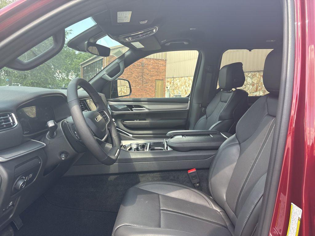 new 2025 Jeep Wagoneer car, priced at $66,194