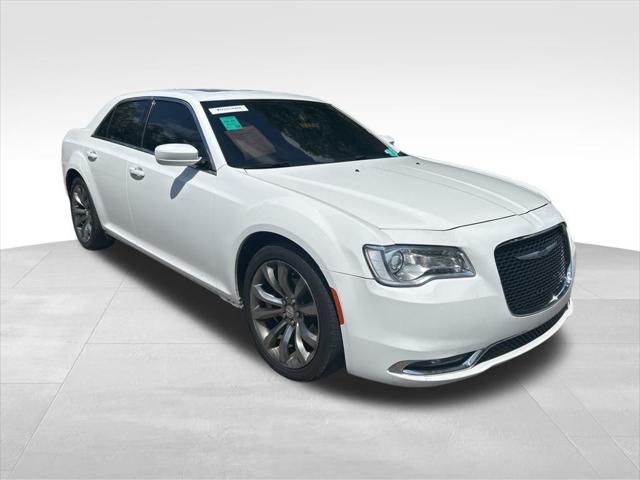 used 2020 Chrysler 300 car, priced at $14,999