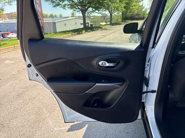 used 2021 Jeep Cherokee car, priced at $17,982