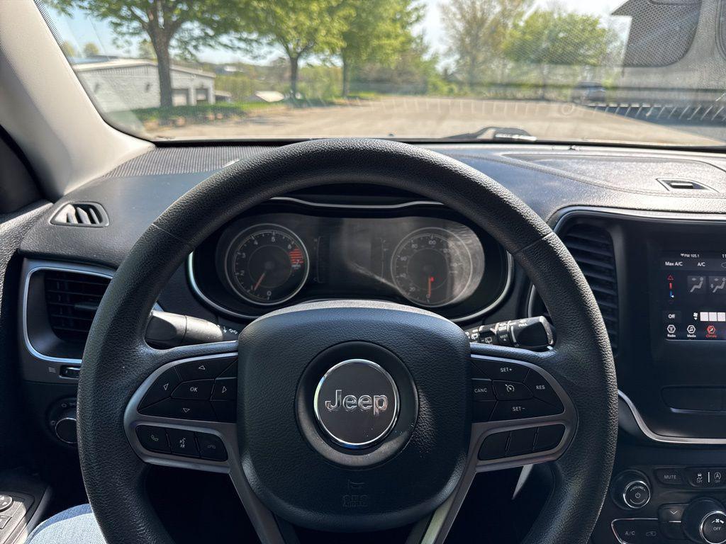 used 2021 Jeep Cherokee car, priced at $19,499