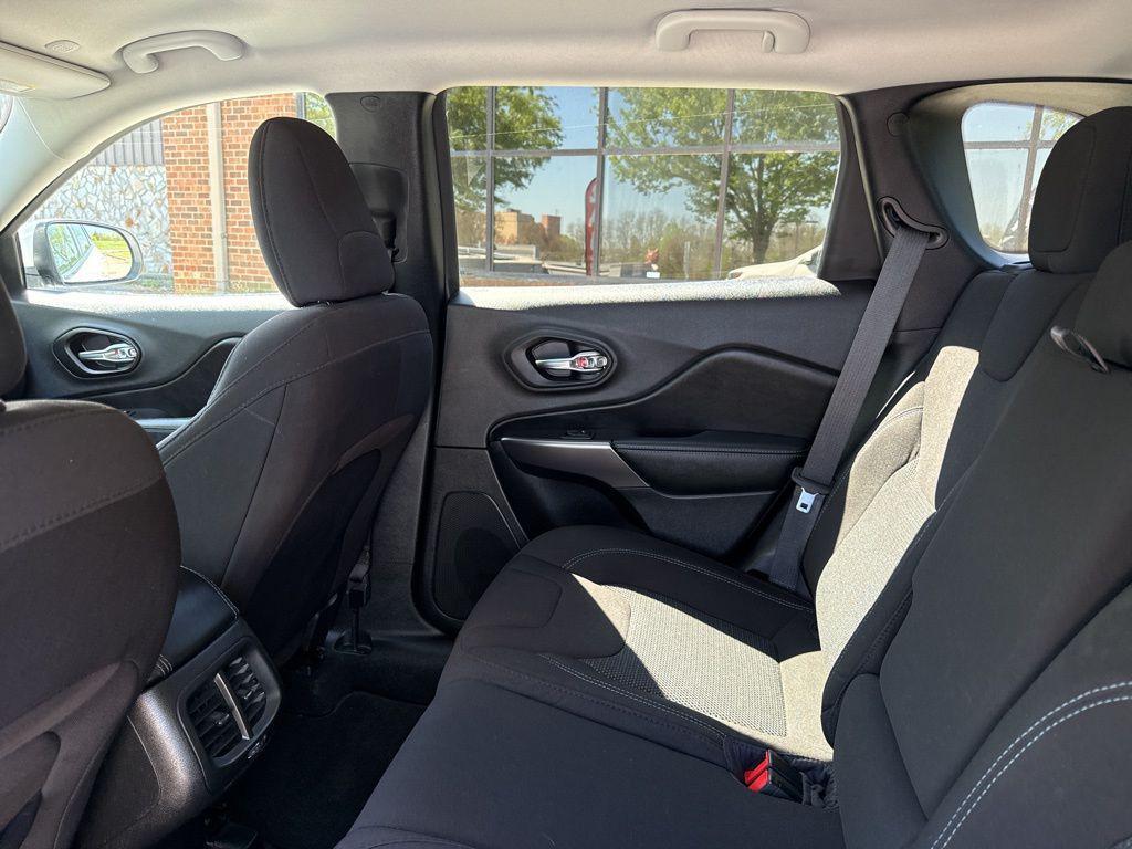 used 2021 Jeep Cherokee car, priced at $19,499