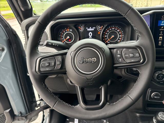 new 2025 Jeep Gladiator car, priced at $38,699