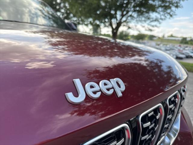 new 2025 Jeep Grand Cherokee car, priced at $54,458