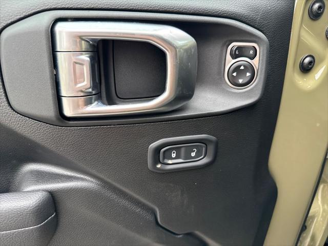 new 2025 Jeep Wrangler car, priced at $35,918