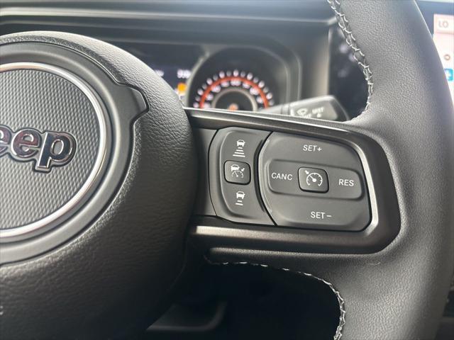 new 2025 Jeep Gladiator car, priced at $40,745