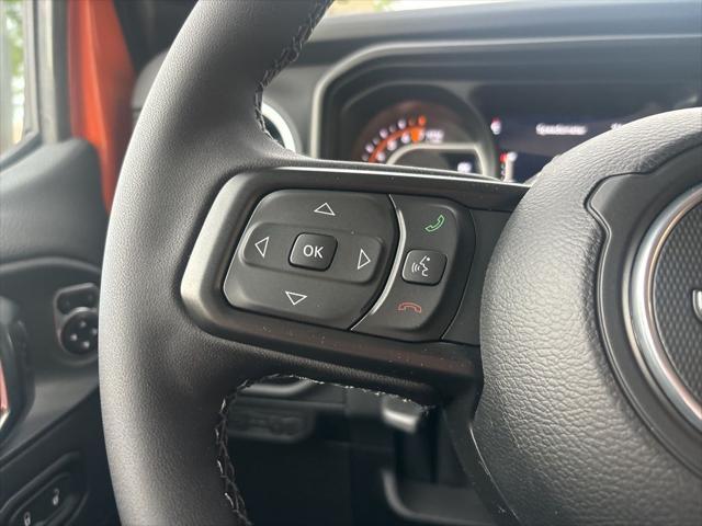 new 2025 Jeep Gladiator car, priced at $40,745