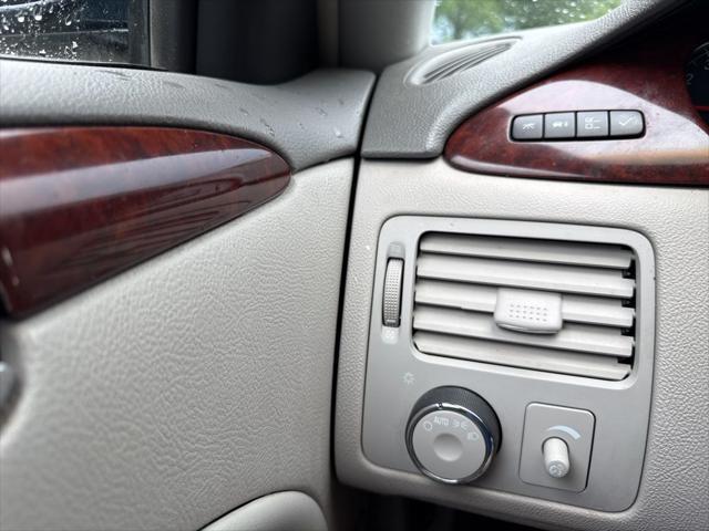 used 2006 Buick Lucerne car, priced at $4,500