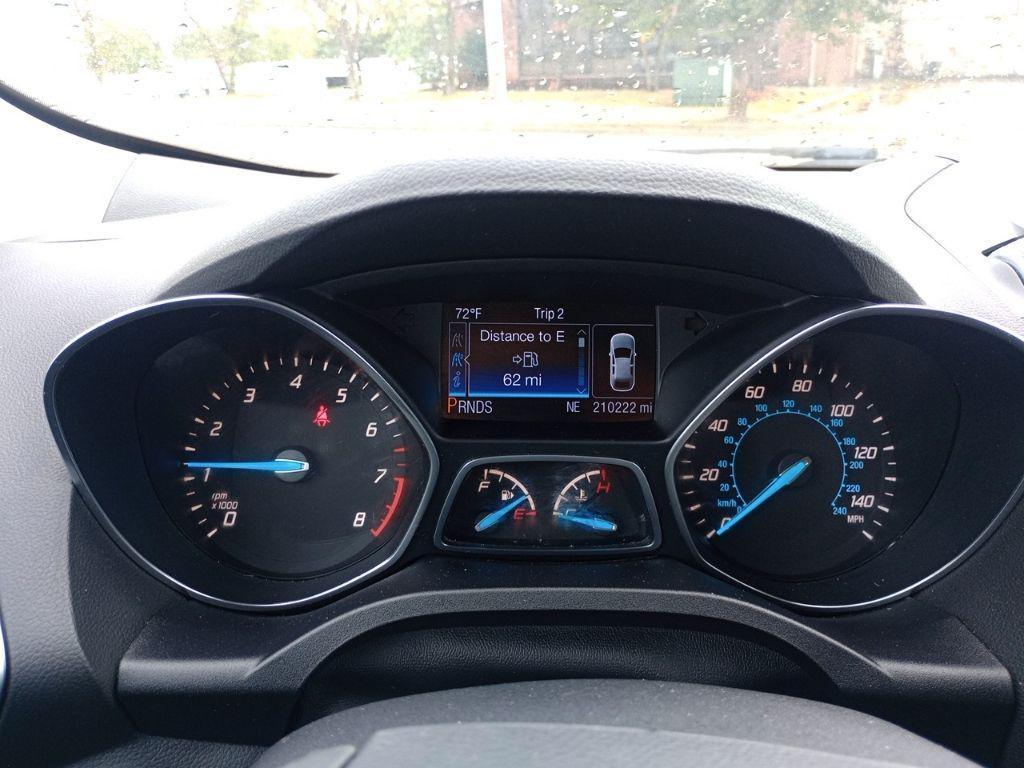 used 2013 Ford Escape car, priced at $3,150