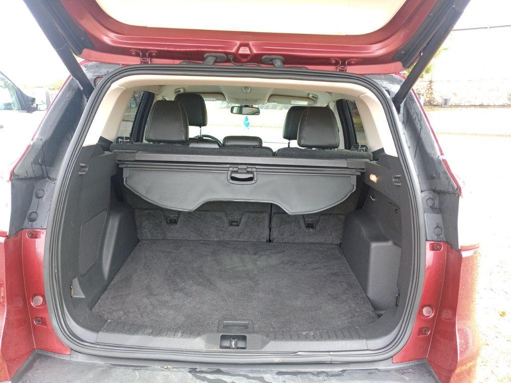 used 2013 Ford Escape car, priced at $3,150