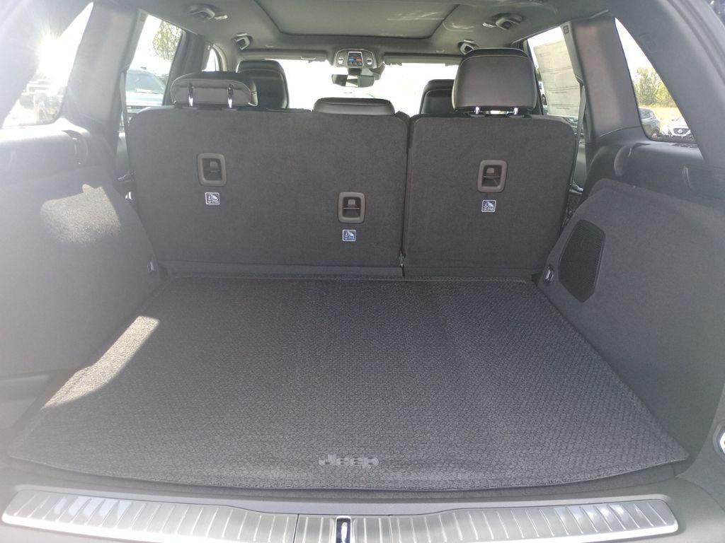 new 2025 Jeep Grand Cherokee car, priced at $52,825
