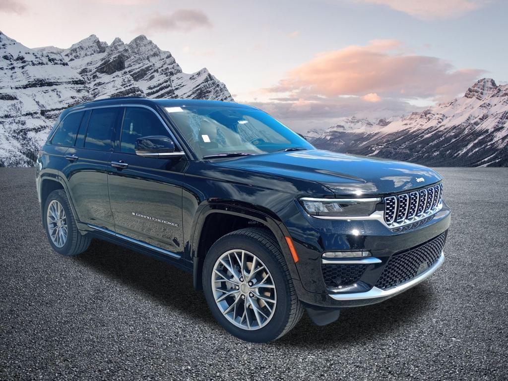 new 2025 Jeep Grand Cherokee car, priced at $52,825