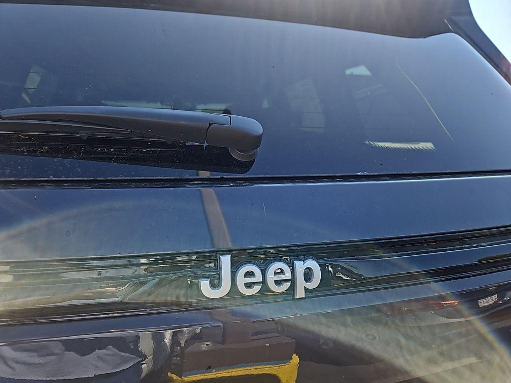 new 2025 Jeep Grand Cherokee car, priced at $34,550