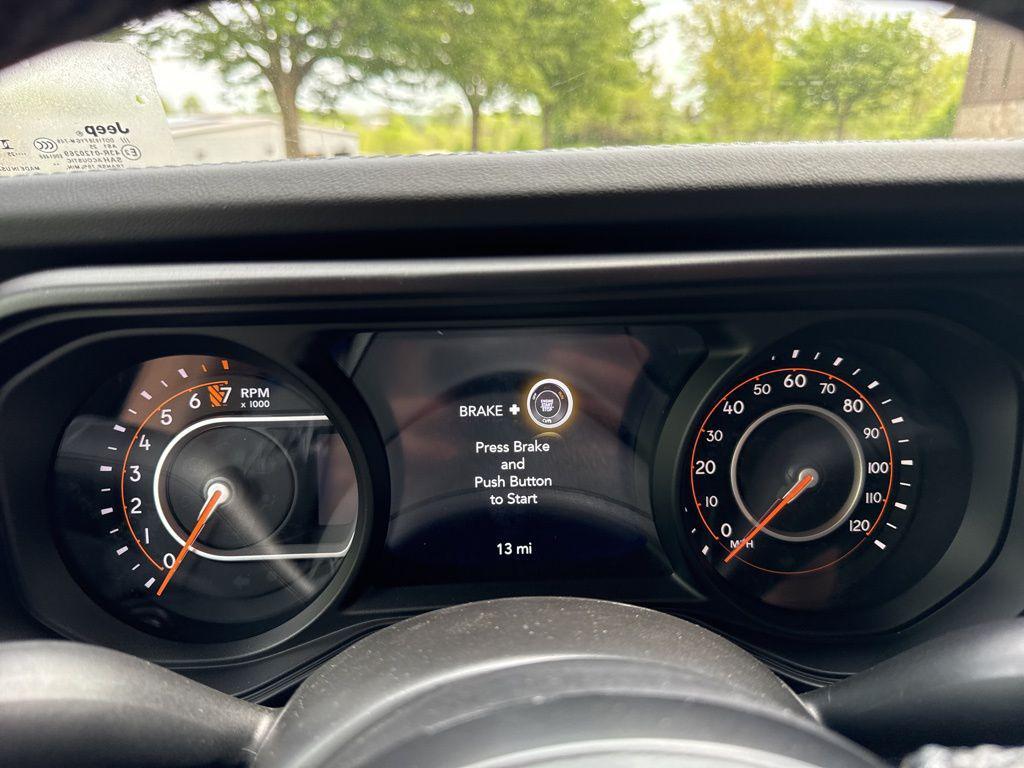 new 2025 Jeep Gladiator car, priced at $42,264