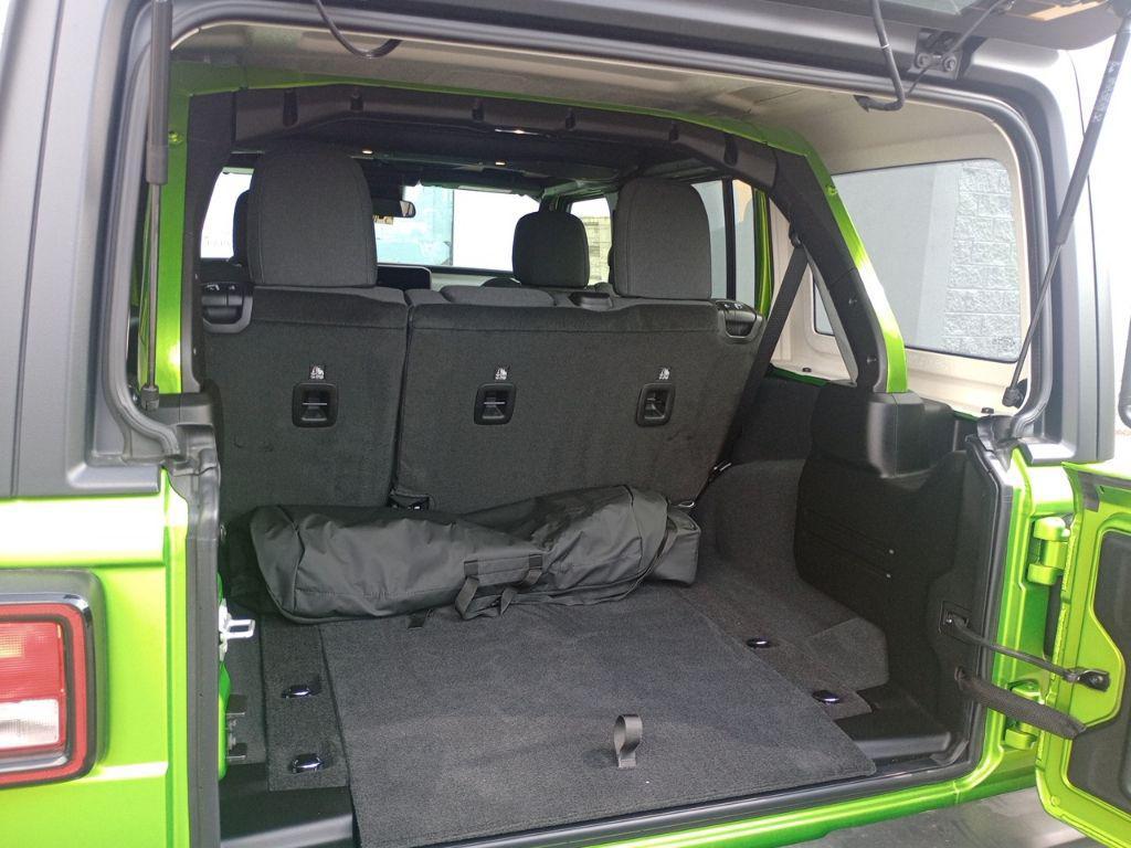 new 2025 Jeep Wrangler car, priced at $48,045