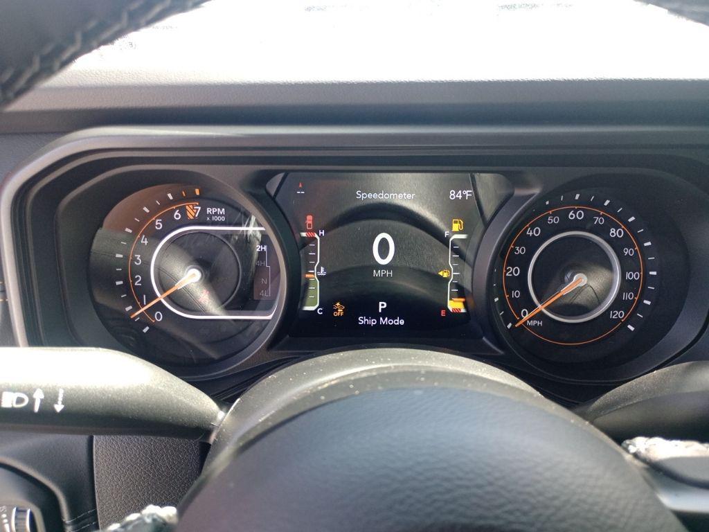 new 2025 Jeep Gladiator car, priced at $48,995