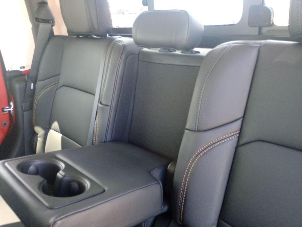 new 2025 Jeep Gladiator car, priced at $48,995