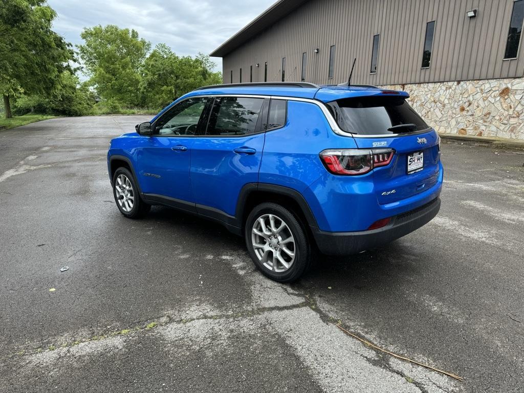 new 2024 Jeep Compass car, priced at $27,000