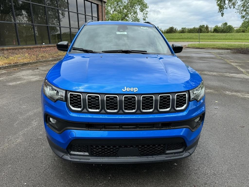 new 2024 Jeep Compass car, priced at $27,000