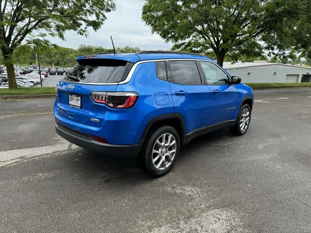 new 2024 Jeep Compass car, priced at $27,000