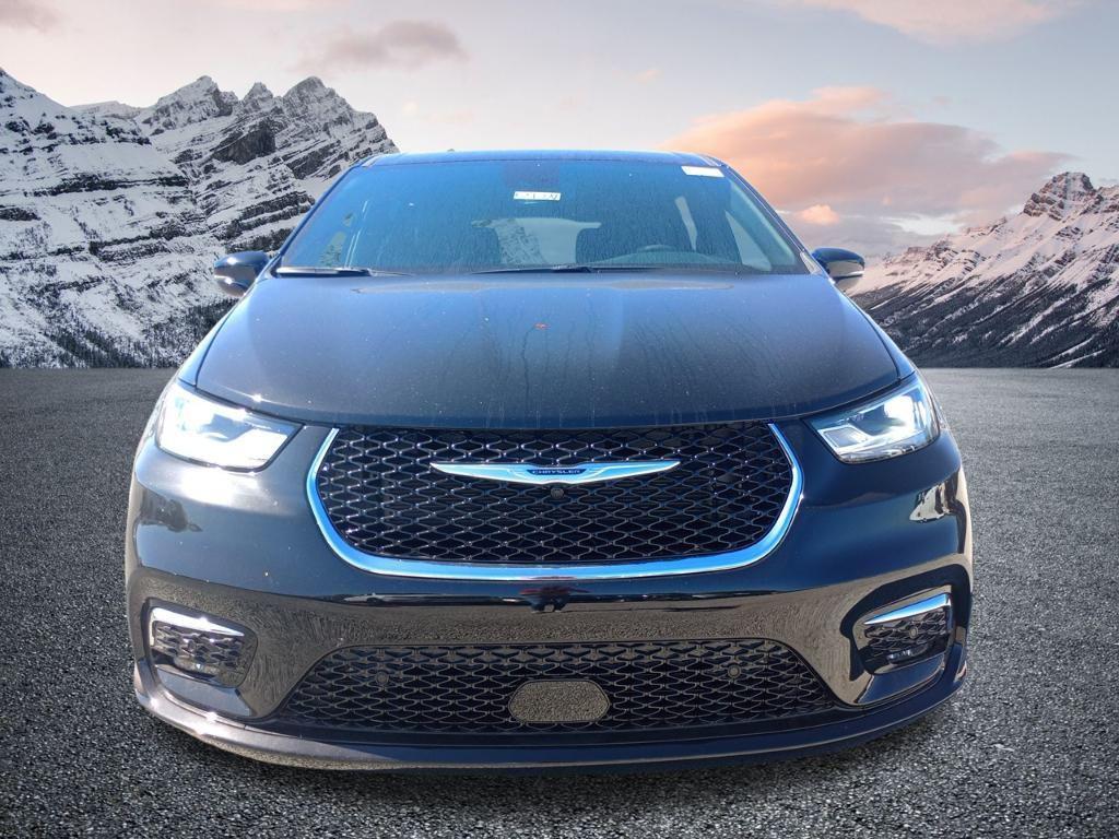 new 2026 Chrysler Pacifica car, priced at $37,283
