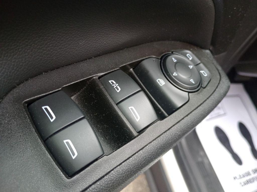 used 2022 Chevrolet Equinox car, priced at $17,400