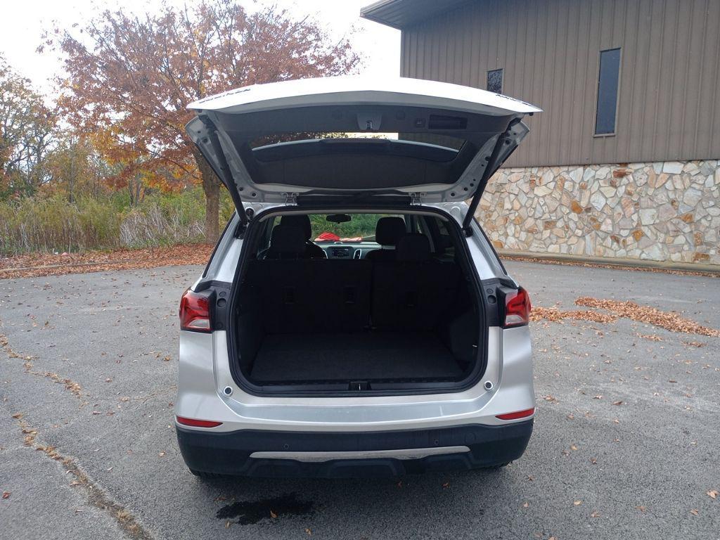 used 2022 Chevrolet Equinox car, priced at $17,400