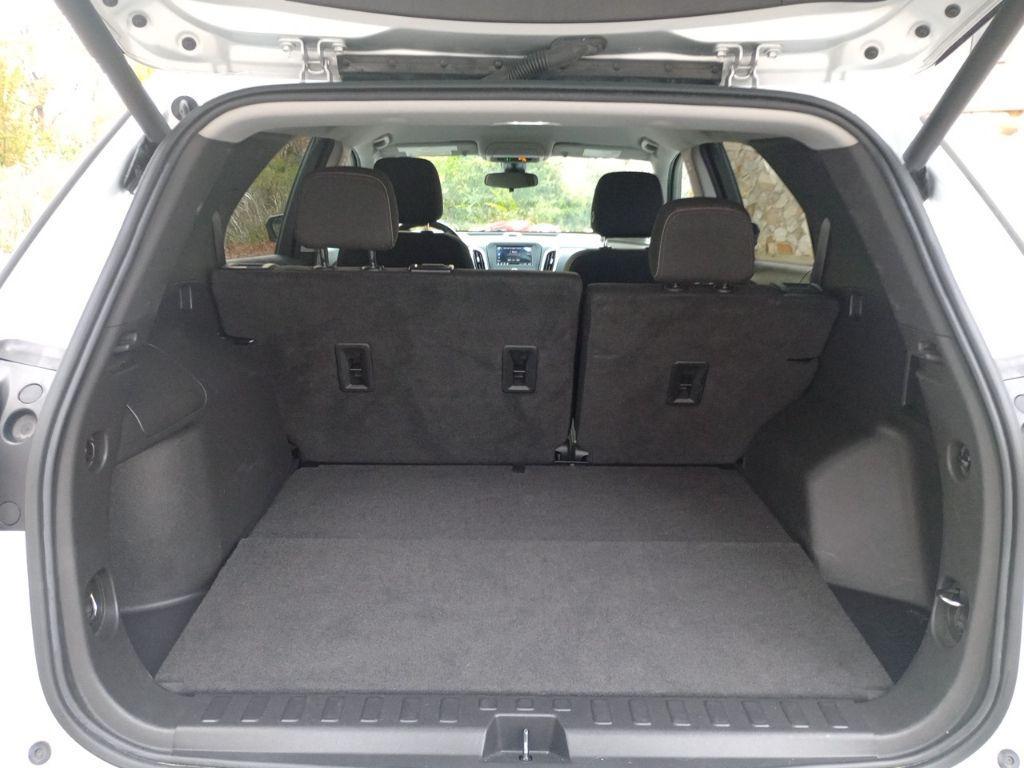 used 2022 Chevrolet Equinox car, priced at $17,400