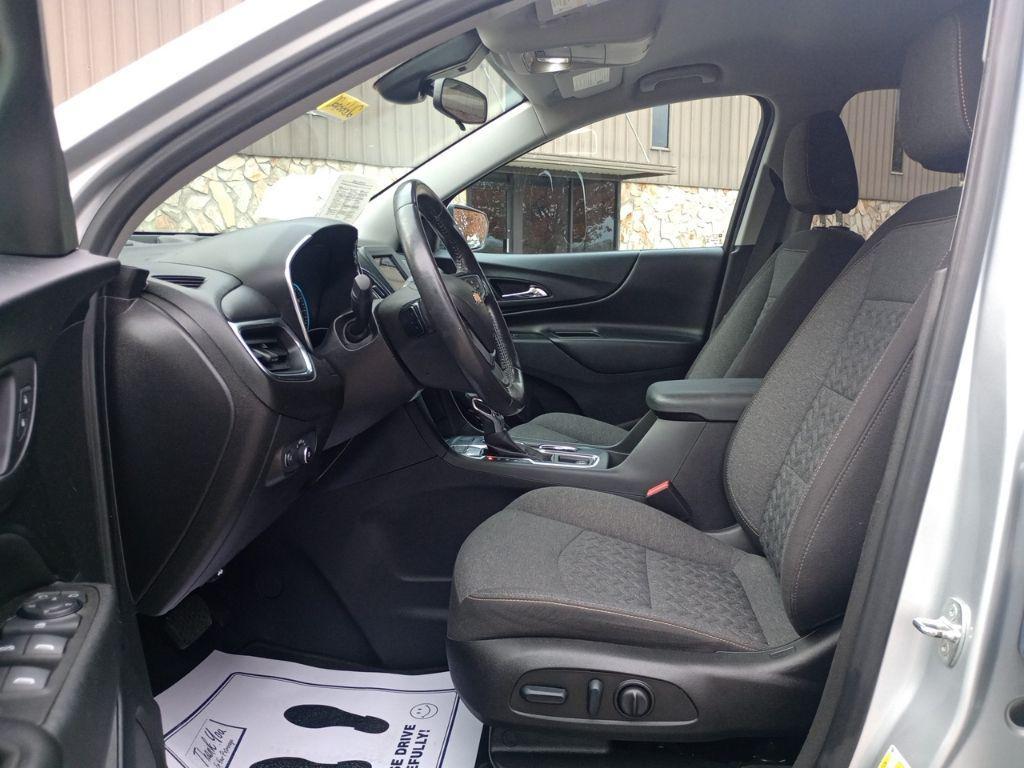 used 2022 Chevrolet Equinox car, priced at $17,400