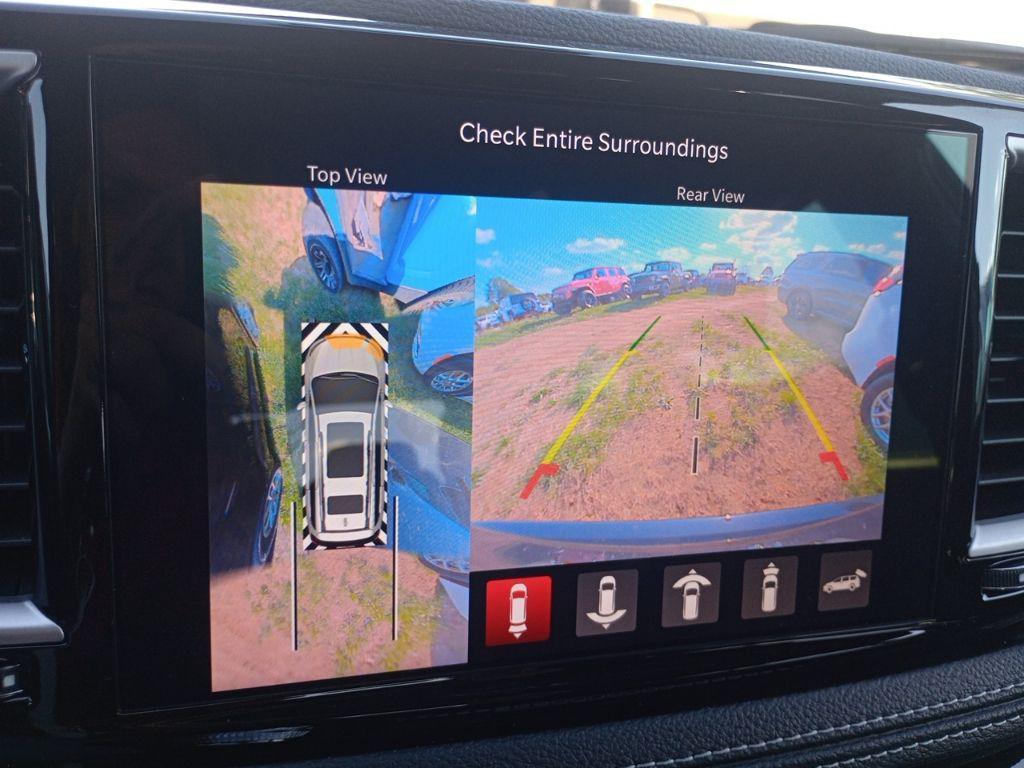 new 2026 Chrysler Pacifica car, priced at $35,283