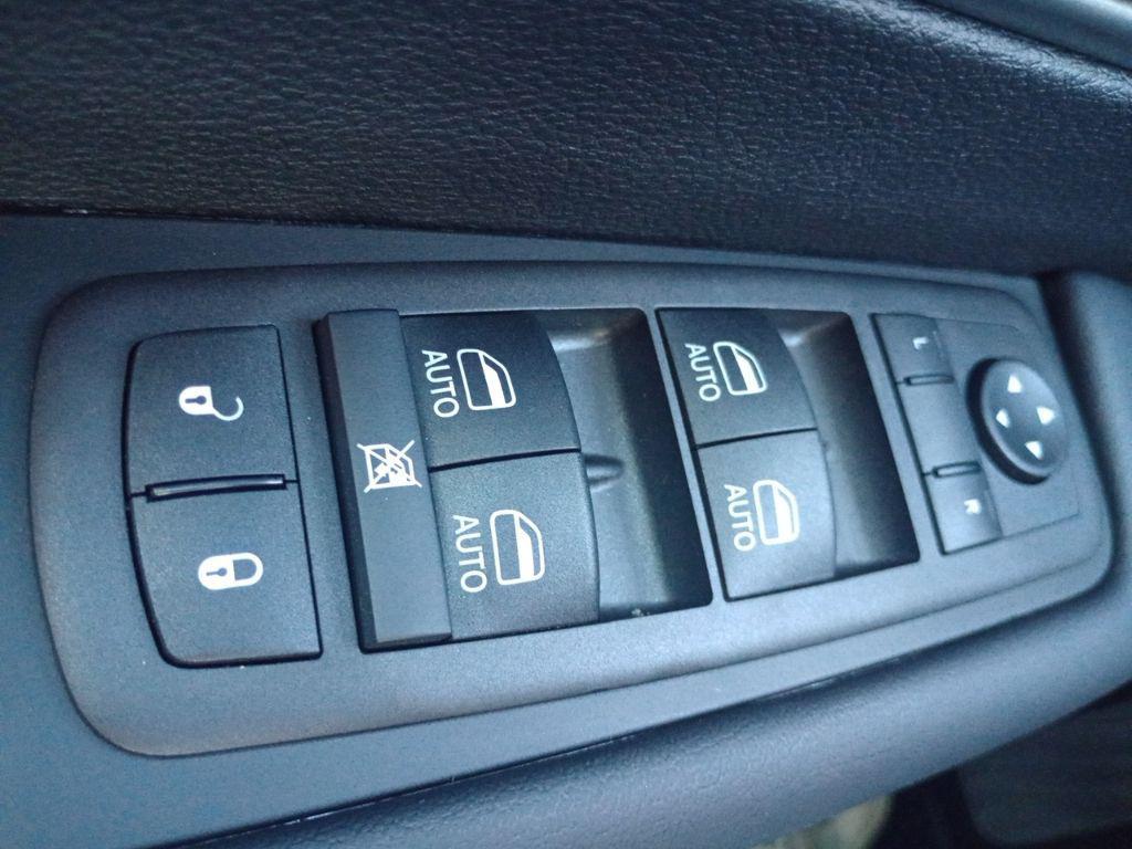 new 2026 Chrysler Pacifica car, priced at $35,283
