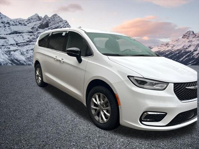 new 2025 Chrysler Pacifica car, priced at $42,636