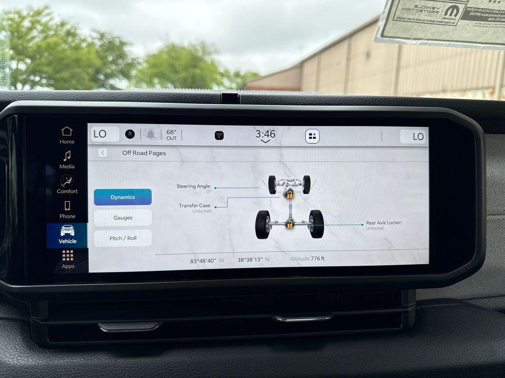 new 2025 Jeep Gladiator car, priced at $42,185