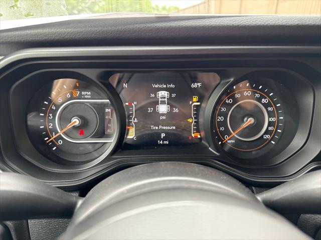 new 2025 Jeep Gladiator car, priced at $41,157