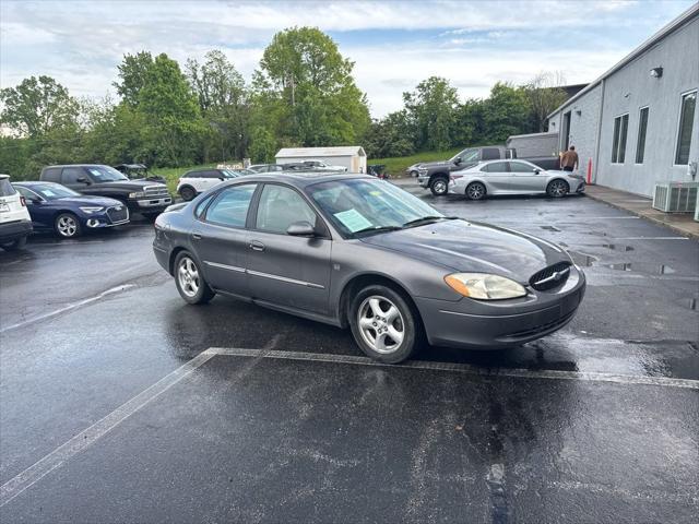 used 2003 Ford Taurus car, priced at $2,999