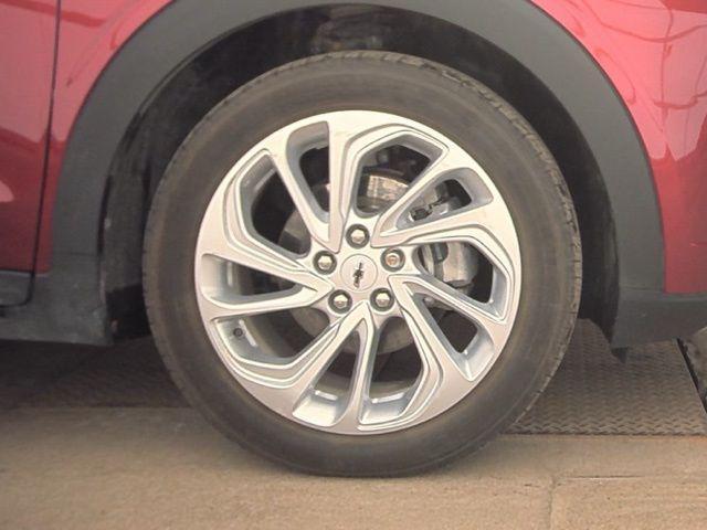 used 2022 Chevrolet Bolt EUV car, priced at $19,400