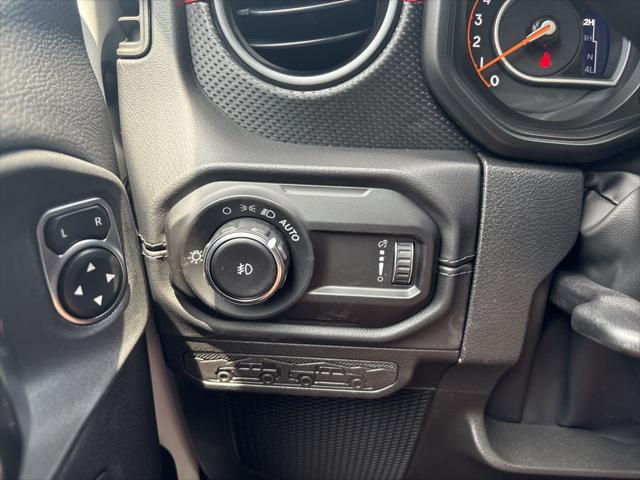 new 2025 Jeep Wrangler car, priced at $52,806