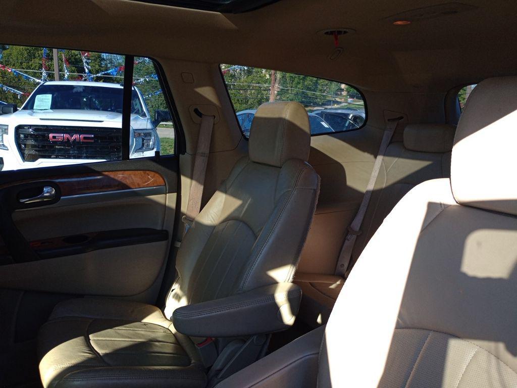 used 2011 Buick Enclave car, priced at $3,500