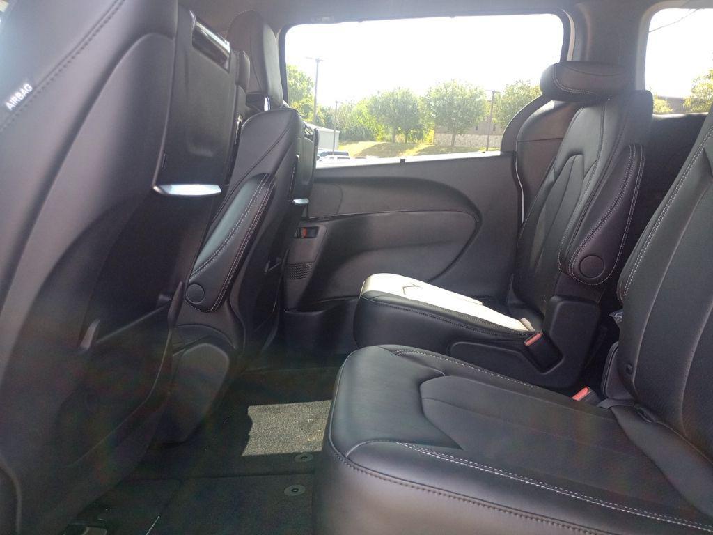 new 2026 Chrysler Pacifica car, priced at $47,500