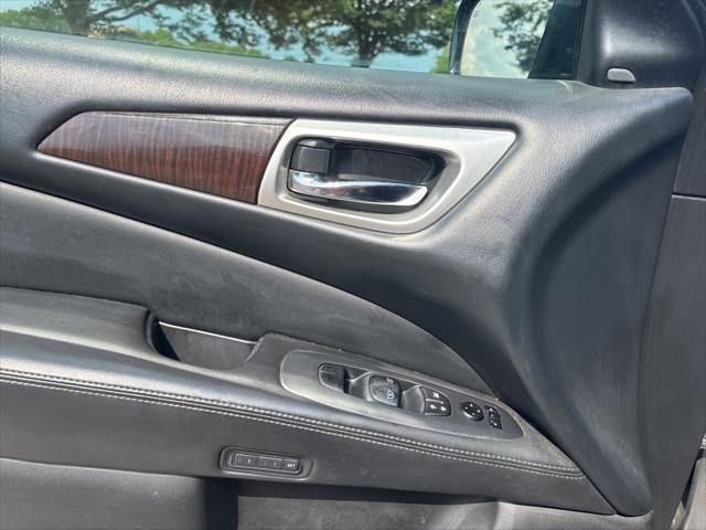 used 2015 Nissan Pathfinder car, priced at $6,984