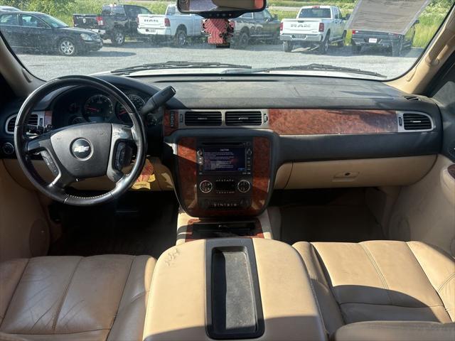 used 2008 Chevrolet Suburban car, priced at $5,000