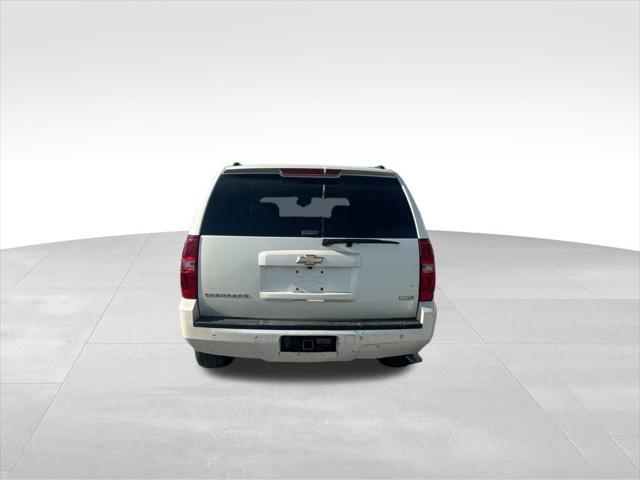 used 2008 Chevrolet Suburban car, priced at $5,000