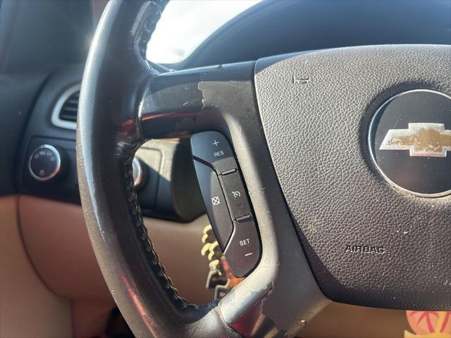 used 2008 Chevrolet Suburban car, priced at $5,000